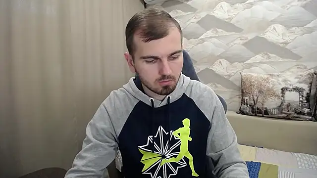 Snapshot of SerzhKorol1 chatting on 09/30/25, 08:19 SerzhKorol1 online show from 09/30/25, 08:19