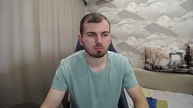 Snapshot of SerzhKorol1 chatting on 10/02/25, 08:32 SerzhKorol1 online show from 10/02/25, 08:32