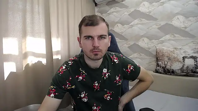 Snapshot of SerzhKorol1 chatting on 10/23/25, 07:29 SerzhKorol1 online show from 10/23/25, 07:29