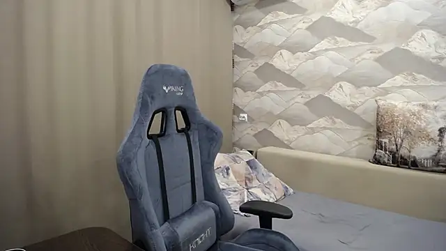 Snapshot of SerzhKorol1 chatting on 11/01/25, 06:26 SerzhKorol1 online show from 11/01/25, 06:26