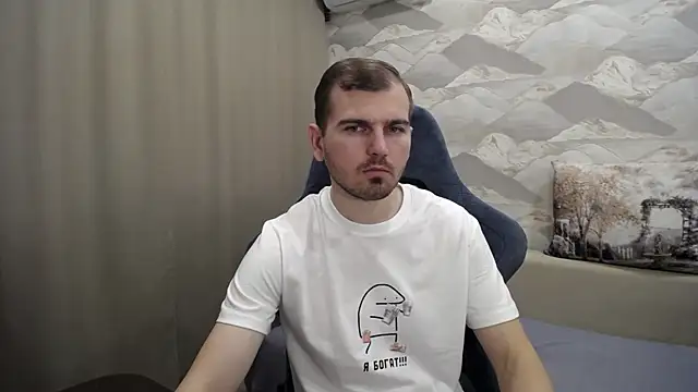 Snapshot of SerzhKorol1 chatting on 11/02/25, 06:05 SerzhKorol1 online show from 11/02/25, 06:05