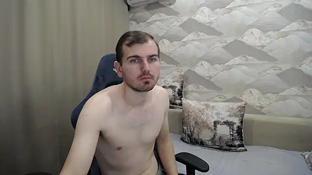 Snapshot of SerzhKorol1 chatting on 11/17/25, 05:24 SerzhKorol1 online show from 11/17/25, 05:24