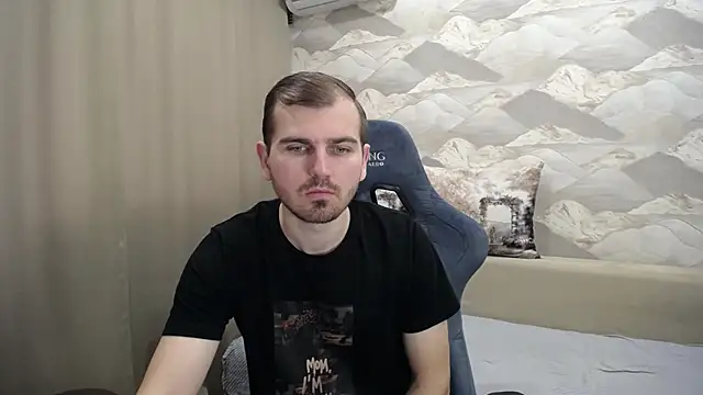 Snapshot of SerzhKorol1 chatting on 11/18/25, 04:50 SerzhKorol1 online show from 11/18/25, 04:50