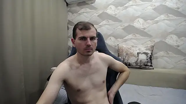 Snapshot of SerzhKorol1 chatting on 11/18/25, 05:28 SerzhKorol1 online show from 11/18/25, 05:28