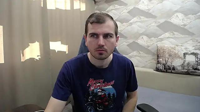 Snapshot of SerzhKorol1 chatting on 12/14/25, 05:35 SerzhKorol1 online show from 12/14/25, 05:35