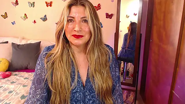 Jolie-Mature online show from 12/10/24, 10:26