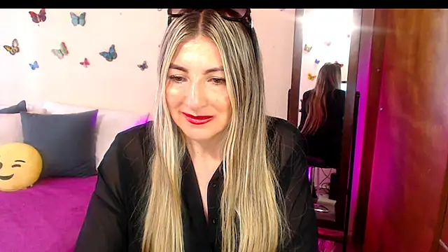 Jolie-Mature online show from 11/07/25, 08:09