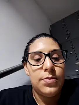 DanielleEvans  online show from 01/20/25, 11:13