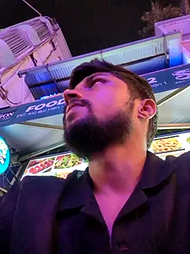 Snapshot of _IRRESISTIBLE_ chatting on 09/30/25, 02:00 IRRESISTIBLE online show from 09/30/25, 02:00