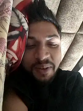 Snapshot of _IRRESISTIBLE_ chatting on 10/20/25, 02:56 IRRESISTIBLE online show from 10/20/25, 02:56