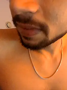 Snapshot of _IRRESISTIBLE_ chatting on 06/14/26, 04:53 IRRESISTIBLE online show from 06/14/26, 04:53