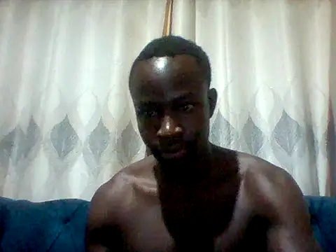 Snapshot of mclntz_bbc chatting on 01/16/26, 12:14 mclntz bbc online show from 01/16/26, 12:14