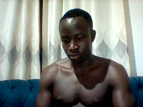 Snapshot of mclntz_bbc chatting on 02/16/26, 12:40 mclntz bbc online show from 02/16/26, 12:40