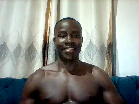 Snapshot of mclntz_bbc chatting on 03/10/26, 12:21 mclntz bbc online show from 03/10/26, 12:21