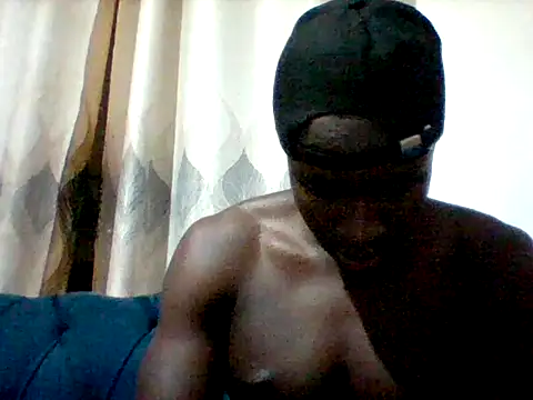 Snapshot of mclntz_bbc chatting on 03/30/26, 01:45 mclntz bbc online show from 03/30/26, 01:45