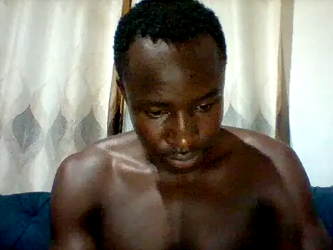 Snapshot of mclntz_bbc chatting on 04/02/26, 11:24 mclntz bbc online show from 04/02/26, 11:24