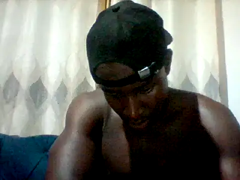 Snapshot of mclntz_bbc chatting on 04/04/26, 12:31 mclntz bbc online show from 04/04/26, 12:31