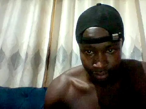 Snapshot of mclntz_bbc chatting on 04/21/26, 01:42 mclntz bbc online show from 04/21/26, 01:42
