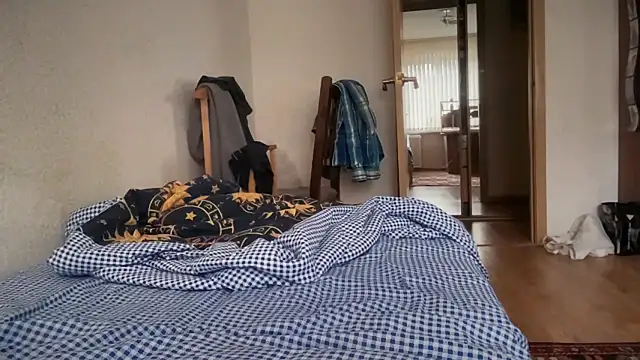 Snapshot of Lamonteik chatting on 10/11/25, 04:55 Lamonteik online show from 10/11/25, 04:55