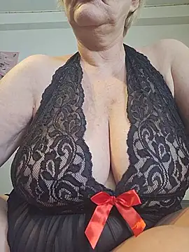 milfchantal4 online show from 05/22/26, 01:06