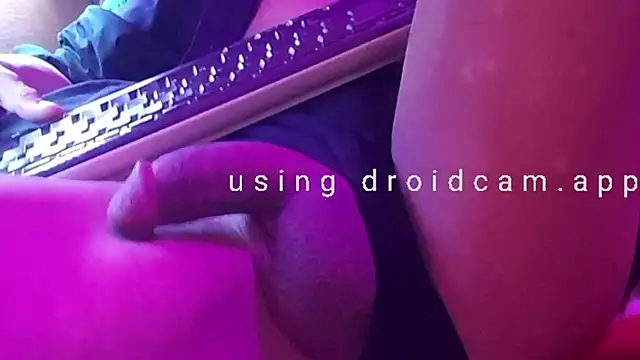 Snapshot of sexmadshyguy chatting on 10/14/25, 12:22 sexmadshyguy online show from 10/14/25, 12:22