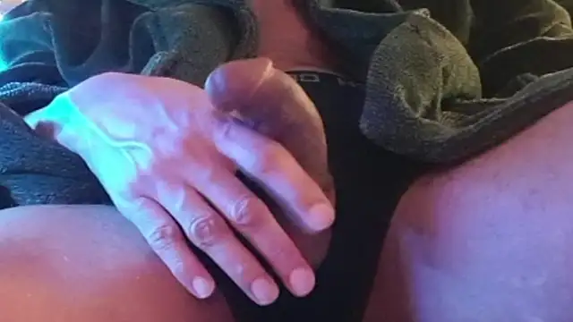 Snapshot of sexmadshyguy chatting on 10/20/25, 02:12 sexmadshyguy online show from 10/20/25, 02:12