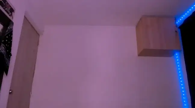 Samuel Suarez online show from 02/19/25, 01:40