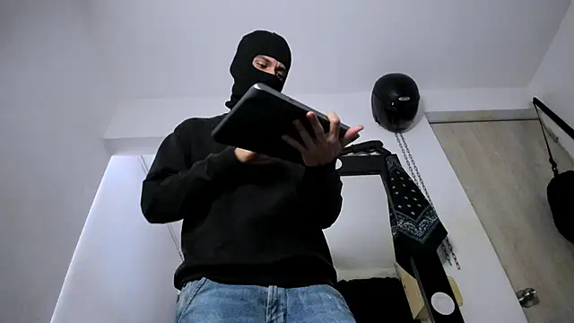 Samuel Suarez online show from 10/05/25, 12:31