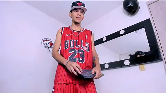 Samuel Suarez online show from 05/03/26, 03:45