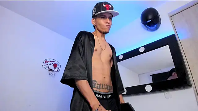 Samuel Suarez online show from 06/15/26, 02:14