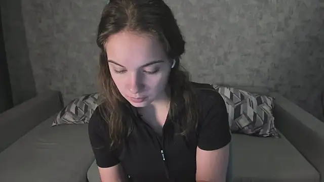 Snapshot of KristinaLoison chatting on 02/03/26, 02:11 KristinaLoison online show from 02/03/26, 02:11