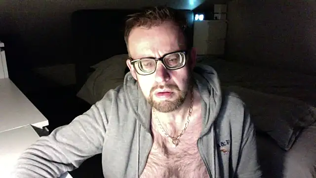 FABIOGLASSES online show from 02/19/25, 01:08