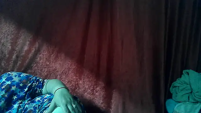 Gina Marlyn online show from 05/03/26, 07:53