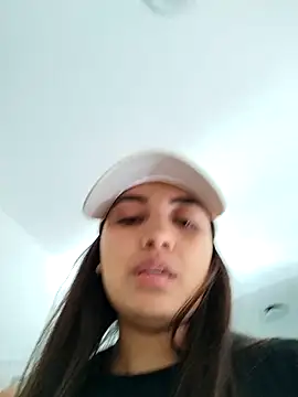 Snapshot of aisha_es chatting on 02/26/26, 09:25 aisha es online show from 02/26/26, 09:25