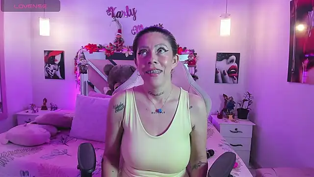 Karly moon online show from 11/30/25, 10:47