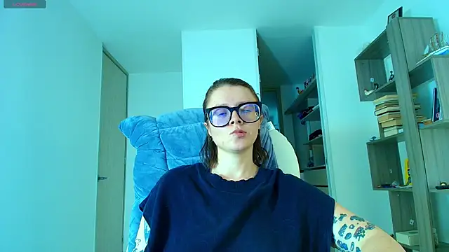 Arya starrk online show from 09/18/25, 01:57