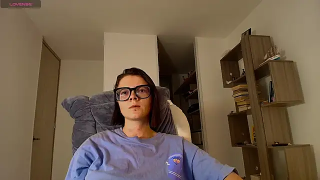 Arya starrk online show from 10/04/25, 02:26