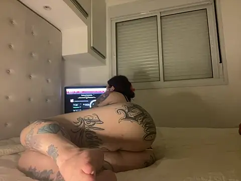 Snapshot of SabrinaRussel chatting on 01/09/25, 08:33 SabrinaRussel online show from 01/09/25, 08:33