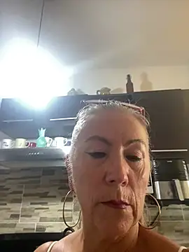 EvaRobinson online show from 07/11/26, 07:27