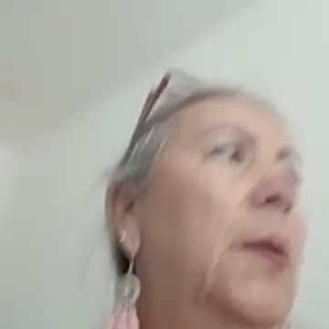EvaRobinson online show from 07/18/26, 06:45