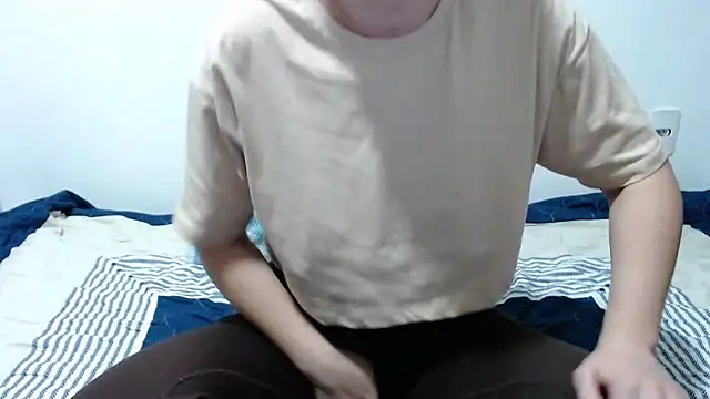 Laiara22 online show from 05/28/26, 02:09