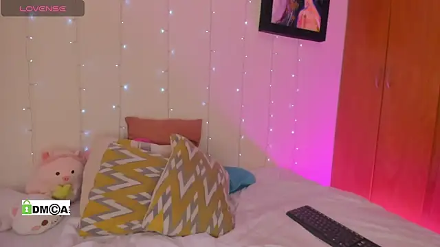 olivia  s online show from 05/28/26, 02:09