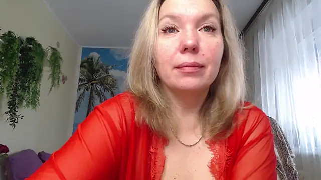 Snapshot of soaring_love chatting on 02/26/25, 04:36 soaring love online show from 02/26/25, 04:36