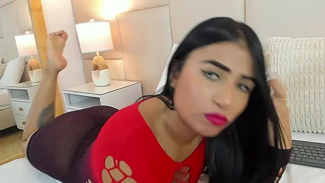 AntoniaRoss  online show from 06/18/26, 12:53