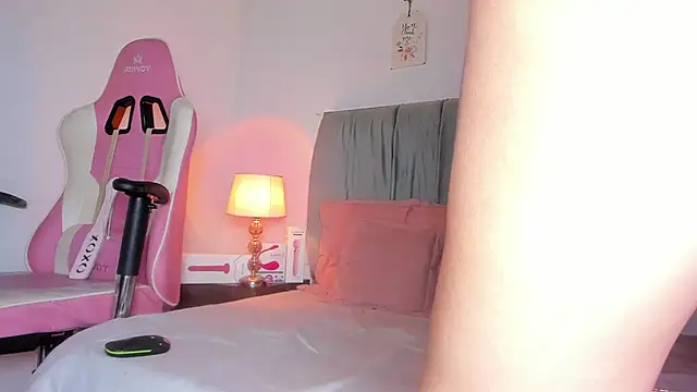 Snapshot of Valentinamolina_ chatting on 01/10/26, 08:32 Valentinamolina online show from 01/10/26, 08:32