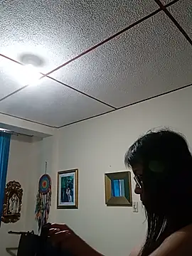 kelly dirty  online show from 05/25/26, 12:55