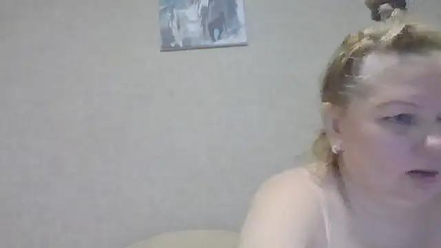 Snapshot of Lusi-777 chatting on 02/05/26, 09:14 Lusi-777 online show from 02/05/26, 09:14