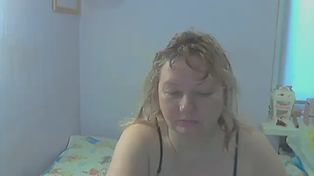 Snapshot of Lusi-777 chatting on 04/02/26, 07:39 Lusi-777 online show from 04/02/26, 07:39