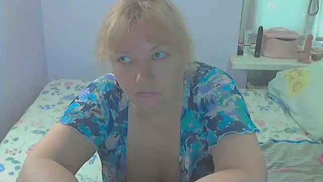 Snapshot of Lusi-777 chatting on 05/26/26, 09:05 Lusi-777 online show from 05/26/26, 09:05