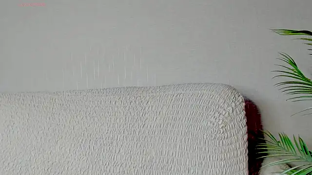Ana Peachy  online show from 06/01/26, 01:02